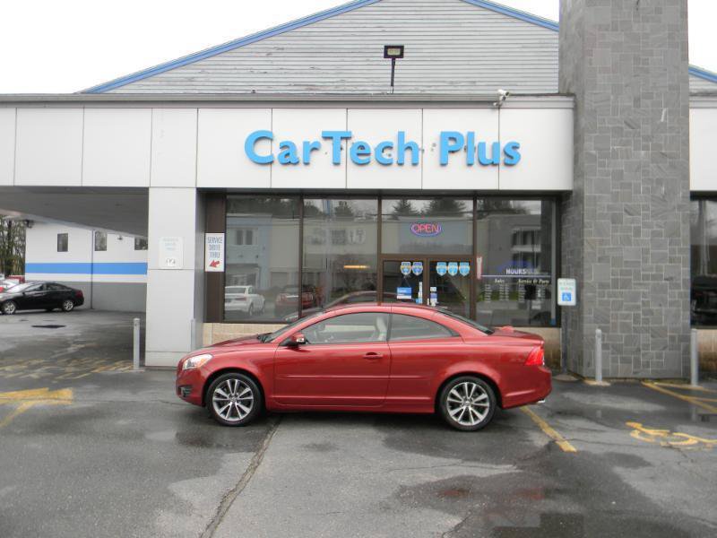 Used 2012 Volvo C70 T5 w/ Climate Pkg FWD image 10