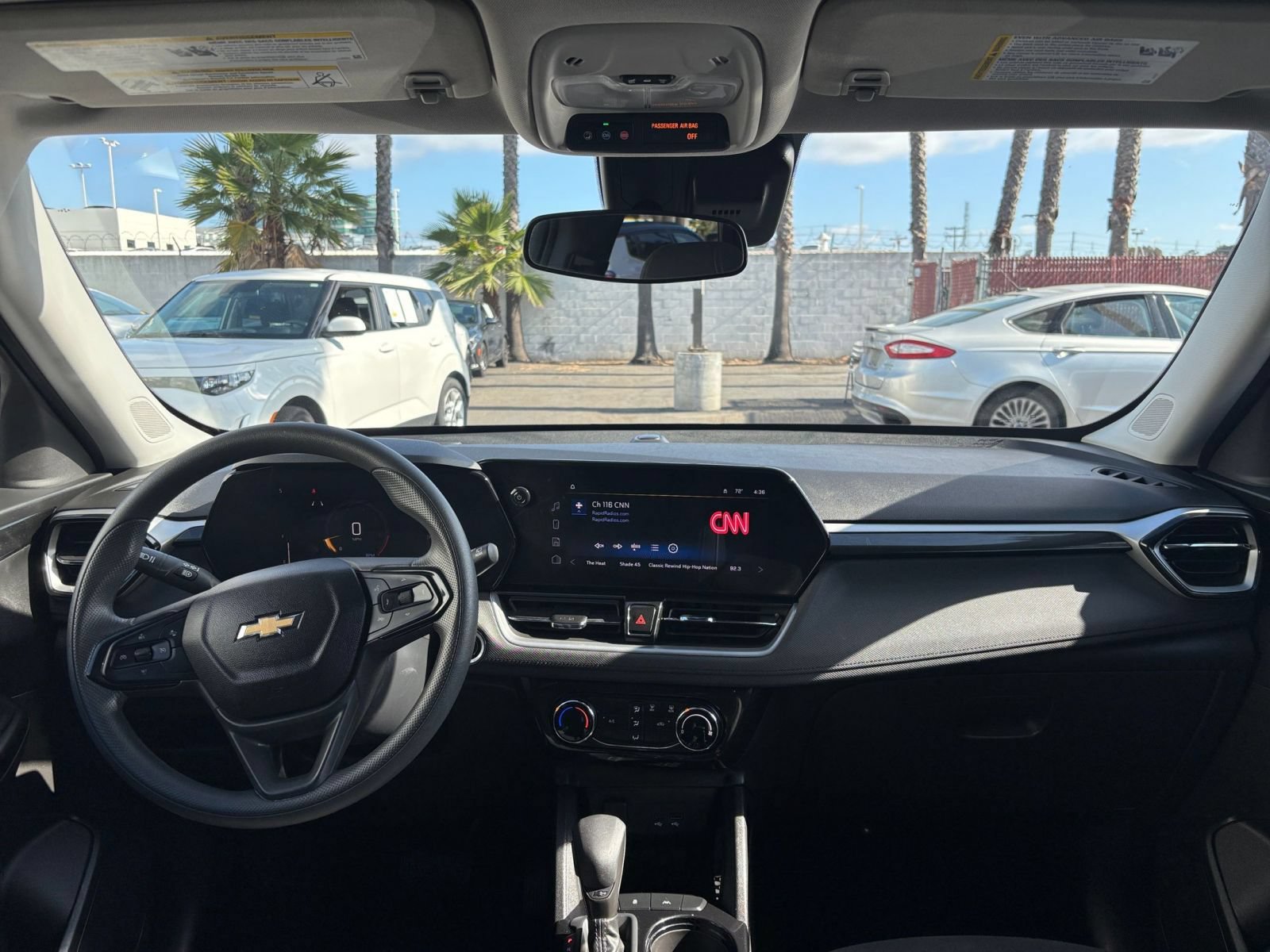 Used 2025 Chevrolet TrailBlazer LT FWD image 31