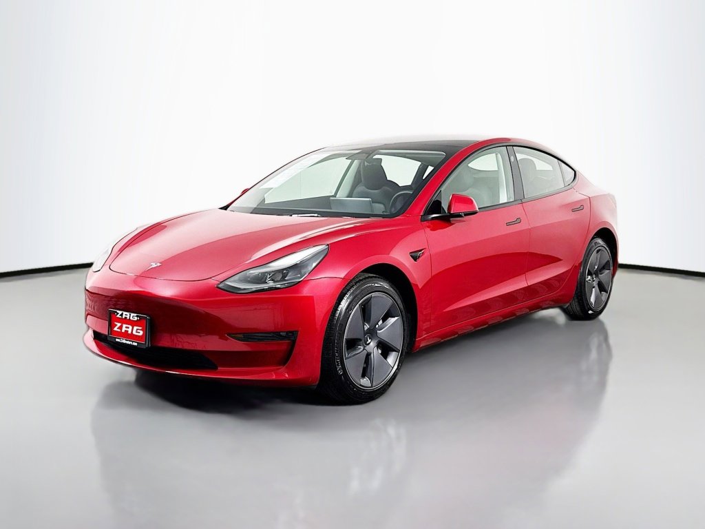 Used 2023 Tesla Model 3 Standard Range image 1