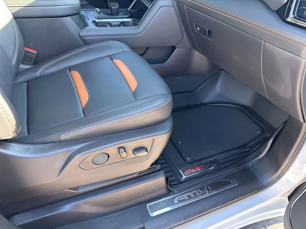 Certified 2024 GMC Sierra 1500 AT4 w/ Technology Package image 18