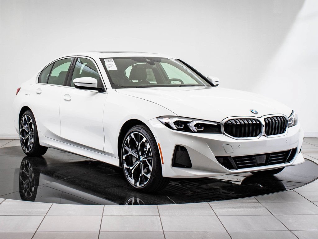 Certified 2025 BMW 330i xDrive Sedan w/ Convenience Package AWD/4WD image 12