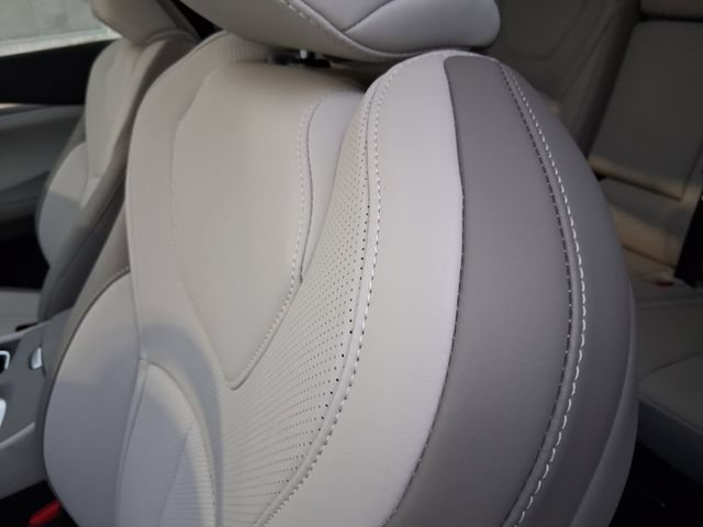 New 2027 INFINITI QX60 Luxe w/ Cargo Package FWD image 18