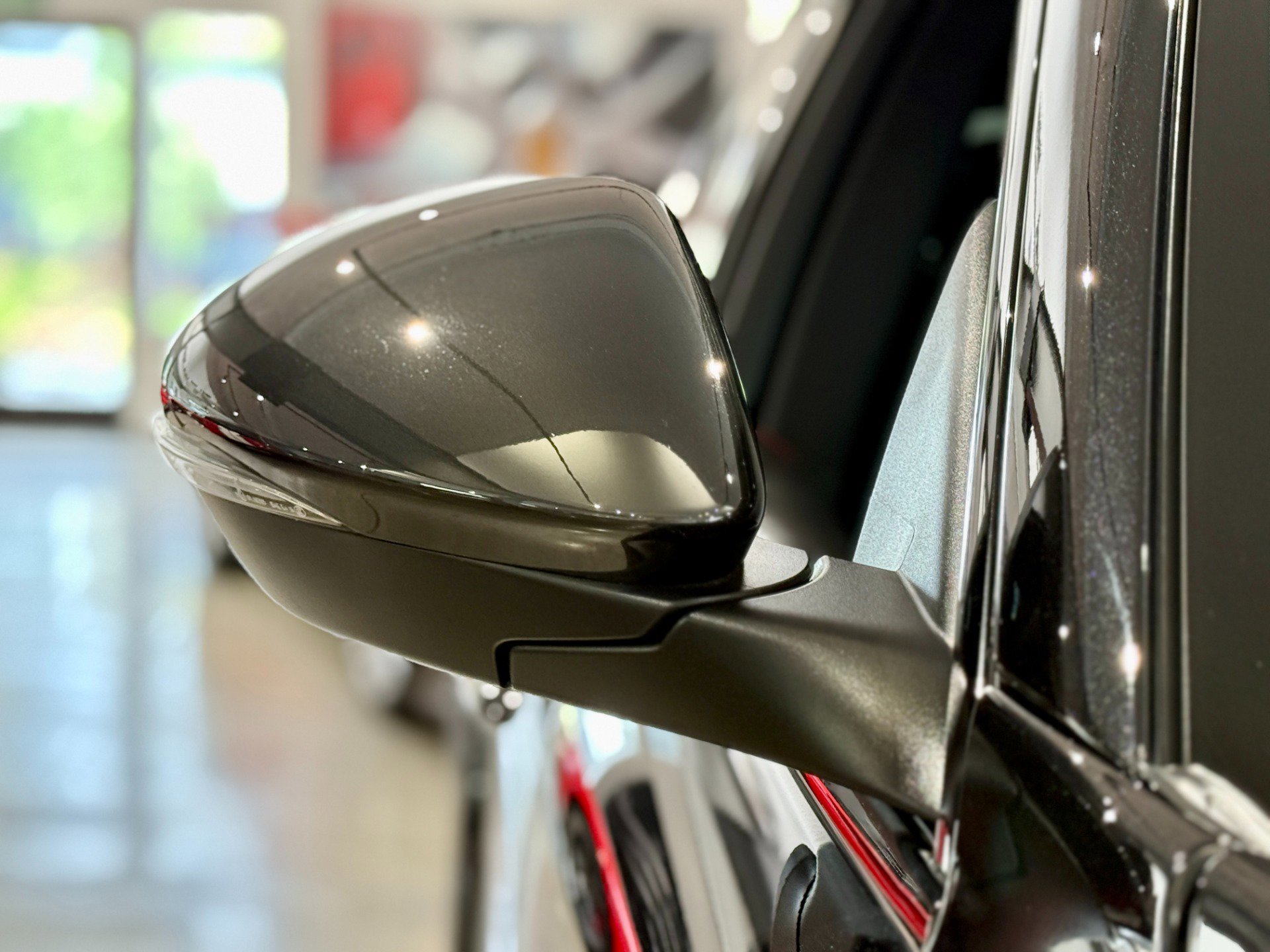 Used 2018 Alfa Romeo Stelvio Quadrifoglio w/ Driver Assist Dynamic Package AWD/4WD image 11