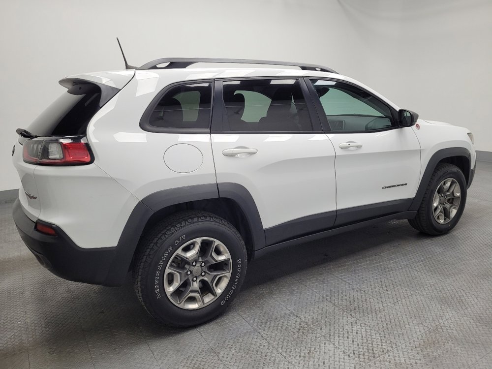 Used 2019 Jeep Cherokee Trailhawk w/ Cold Weather Group AWD/4WD image 10