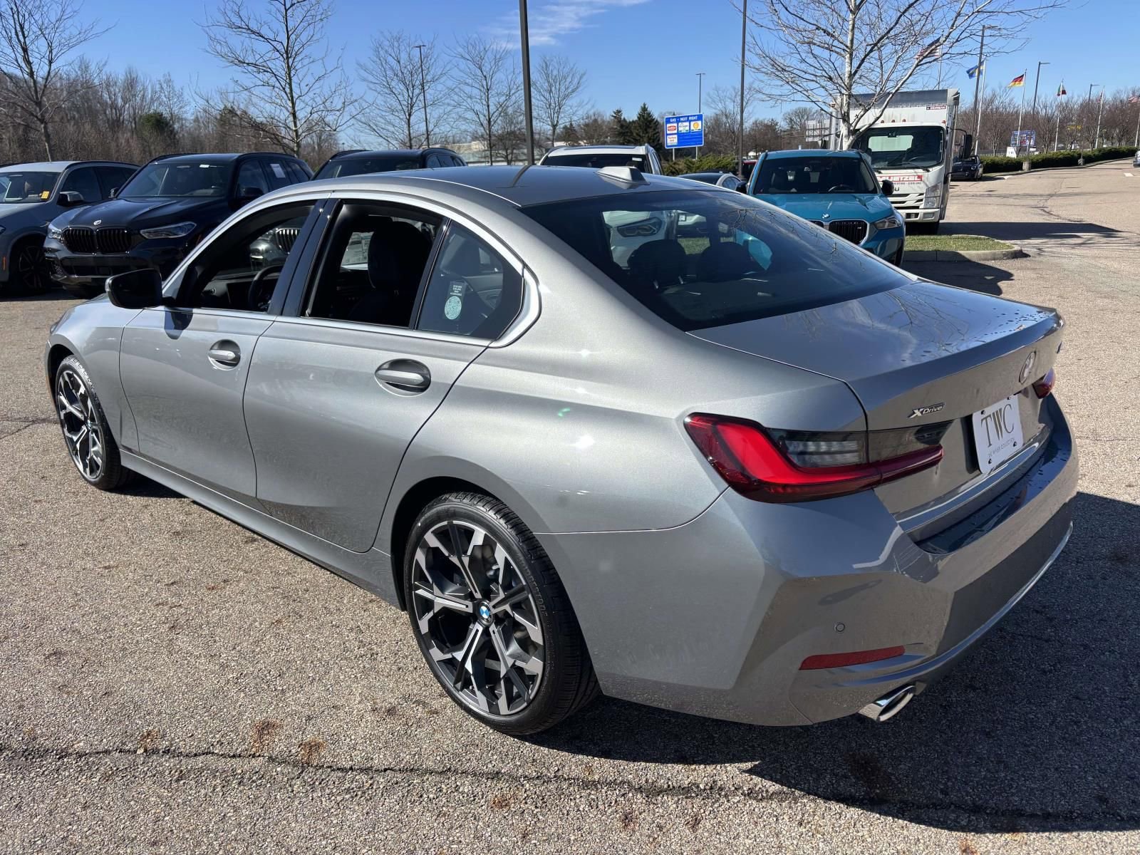 New 2026 BMW 330i xDrive Sedan w/ Premium Package image 7