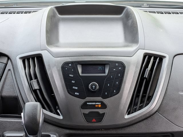 Used 2018 Ford Transit 250 130 Medium Roof RWD image 23