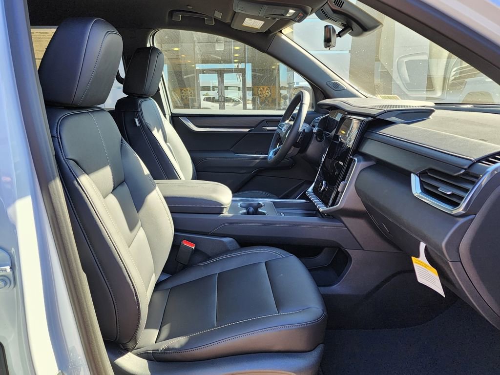 New 2026 GMC Acadia Elevation w/ Black Edition image 40