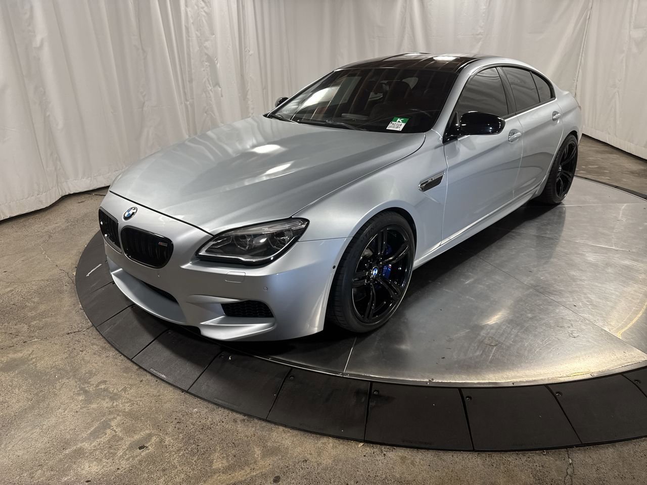Used 2016 BMW M6 Gran Coupe RWD image 1