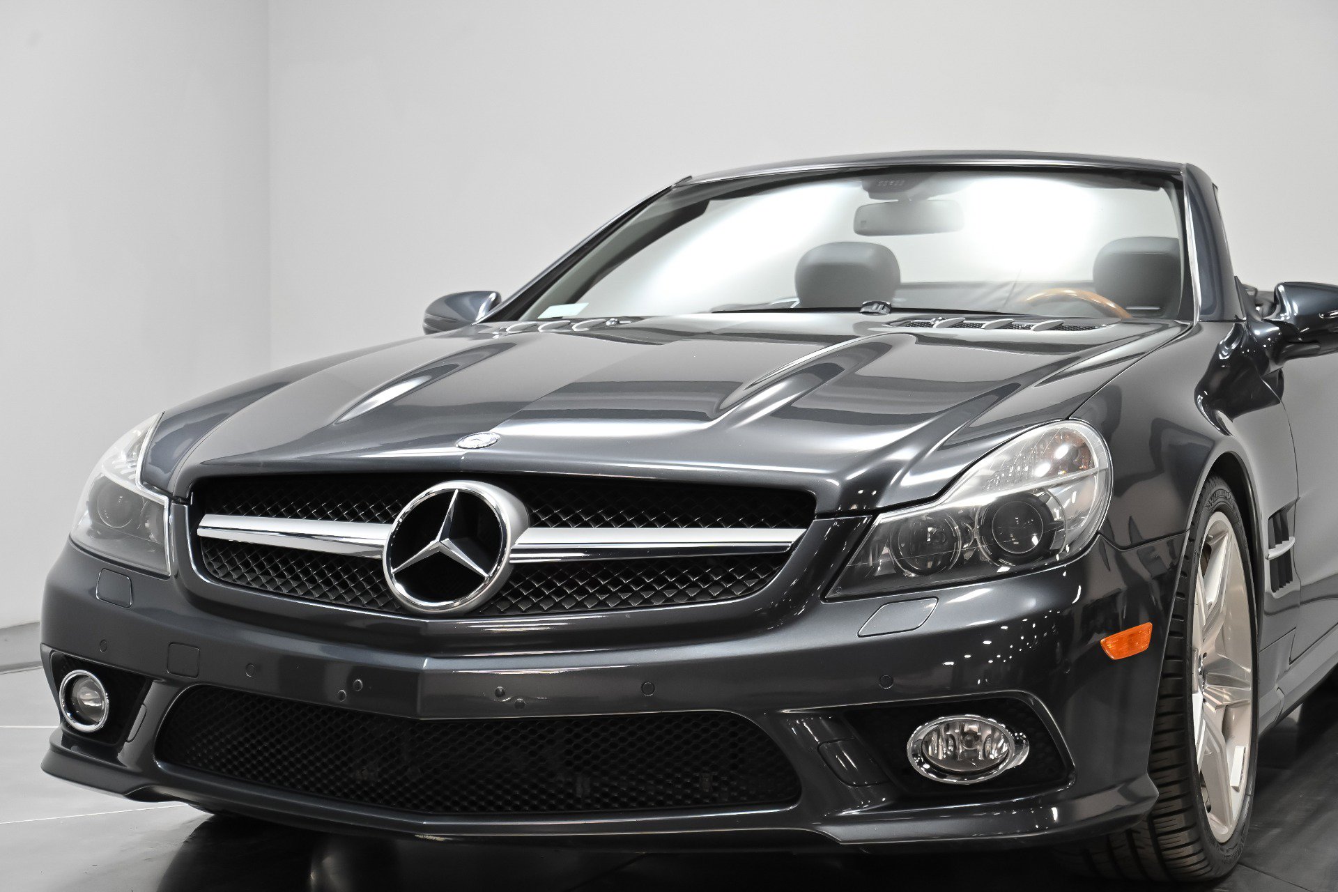Used 2009 Mercedes-Benz SL 550 image 40