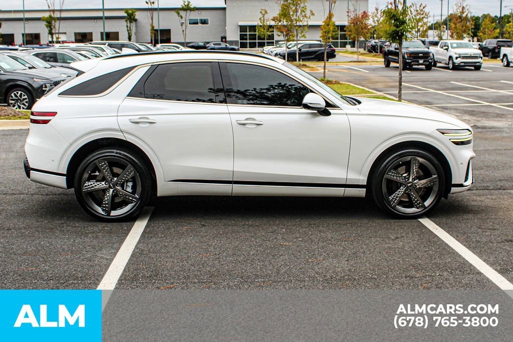 Used 2022 Genesis GV70 3.5T Sport w/ Sport Prestige Package image 7