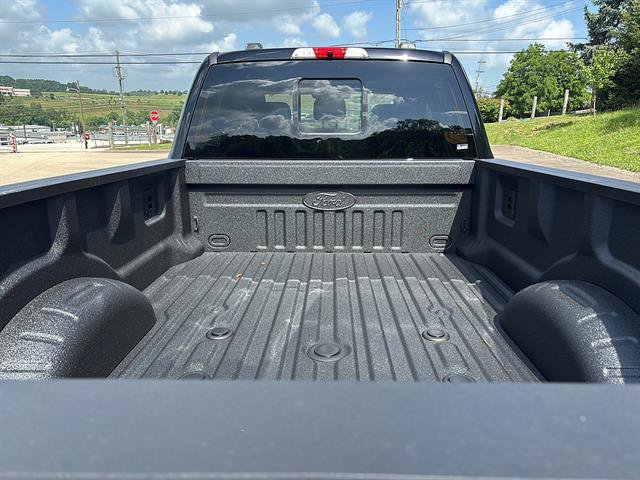 New 2026 Ford F350 Lariat w/ Lariat Premium Package AWD/4WD image 17