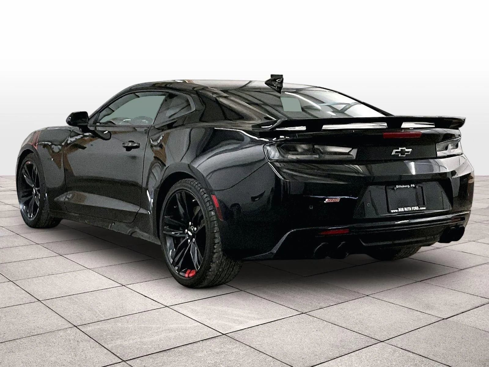 Used 2018 Chevrolet Camaro SS w/ Redline Edition RWD image 10
