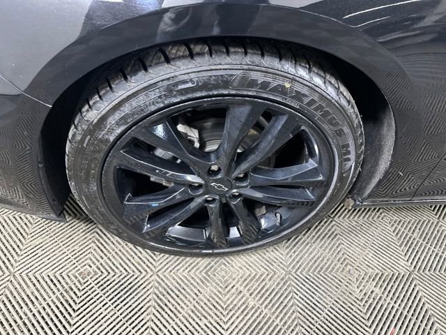 Used 2024 Chevrolet Malibu LT w/ Midnight Edition image 10