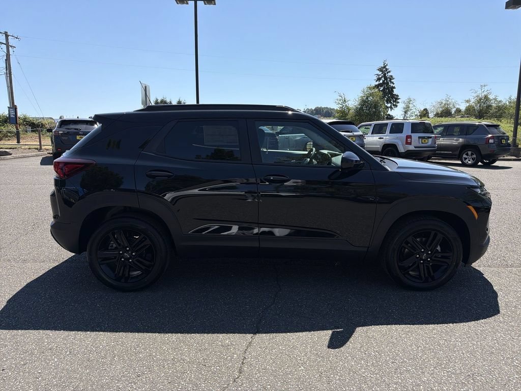 New 2026 Chevrolet TrailBlazer LT w/ Convenience Package AWD/4WD image 2