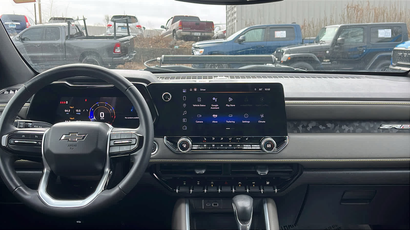 Used 2024 Chevrolet Colorado ZR2 w/ Technology Package image 29