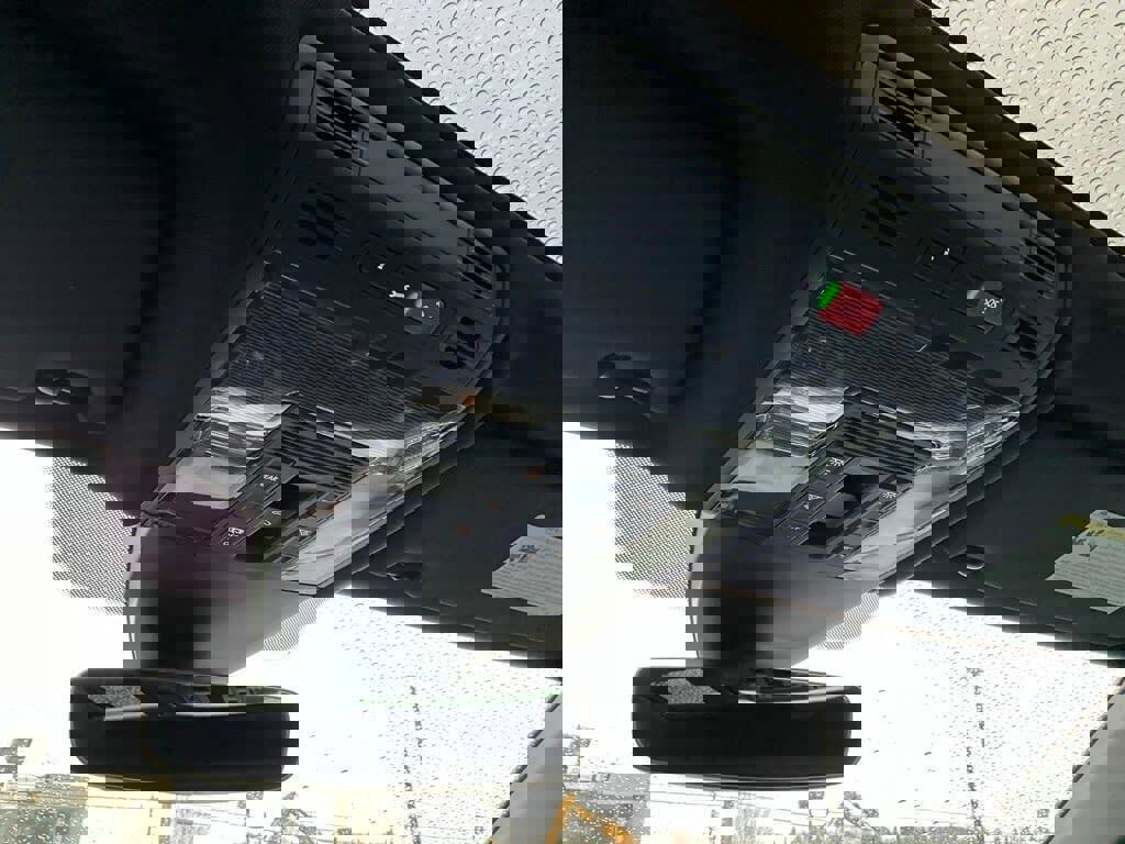 Used 2019 Volkswagen Arteon SEL Premium image 15