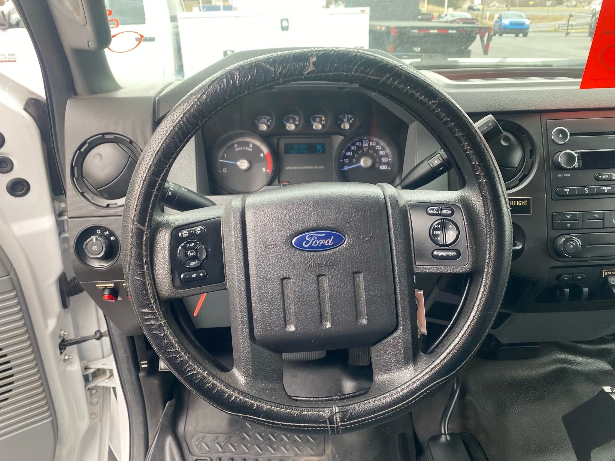 Used 2015 Ford F550 4x4 Regular Cab Super Duty image 11