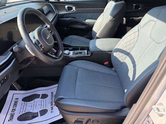 Used 2025 Kia Sorento SX Prestige image 12