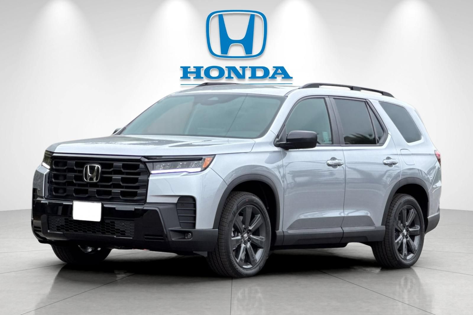 New 2026 Honda Pilot Sport image 2