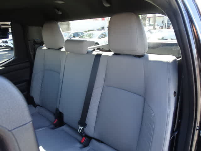 Certified 2025 Toyota Tacoma SR5 AWD/4WD image 20