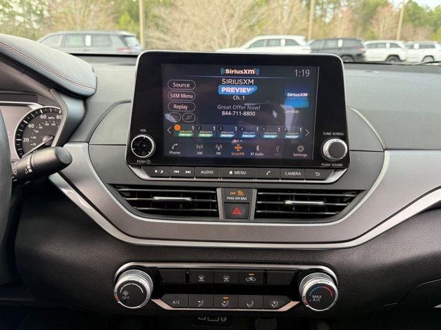 Used 2024 Nissan Altima 2.5 SR image 19