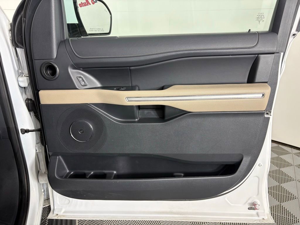 Used 2023 Ford Expedition Max Limited image 40