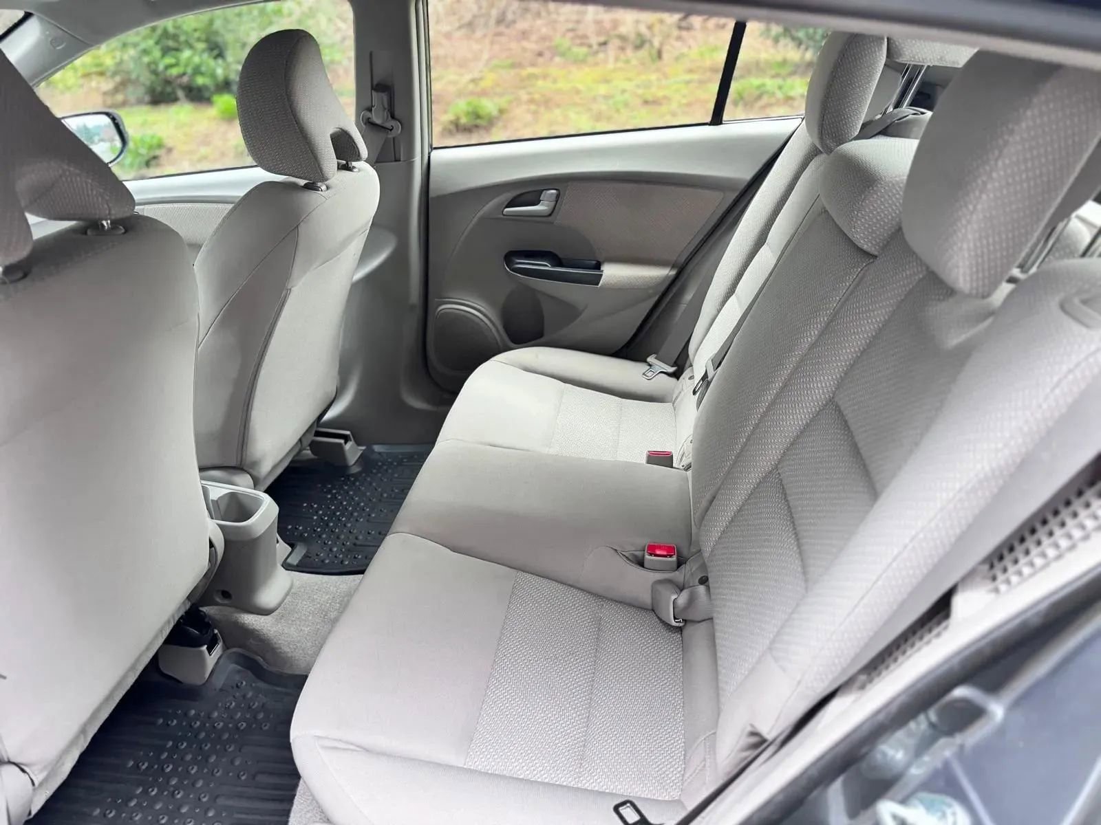 Used 2013 Honda Insight image 10