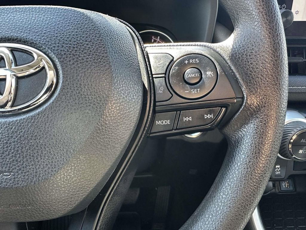 Used 2023 Toyota RAV4 XLE image 13