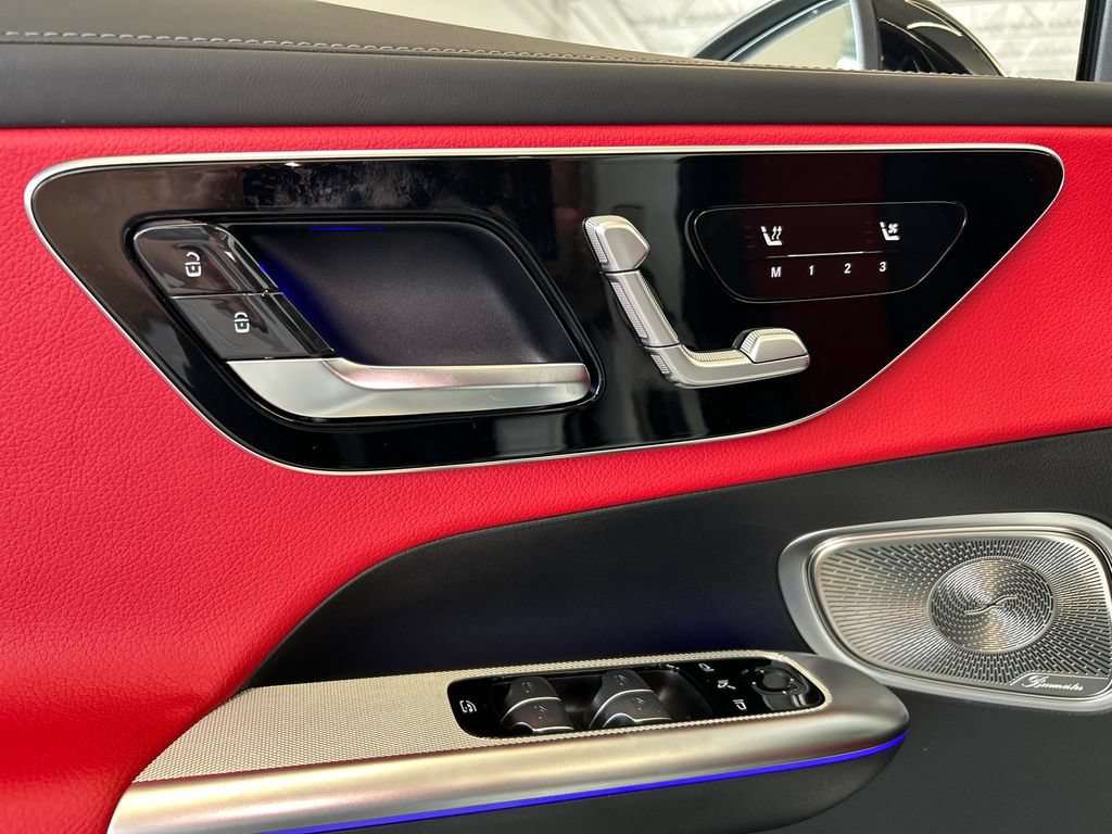 New 2027 Mercedes-Benz GLC 300 4MATIC image 11