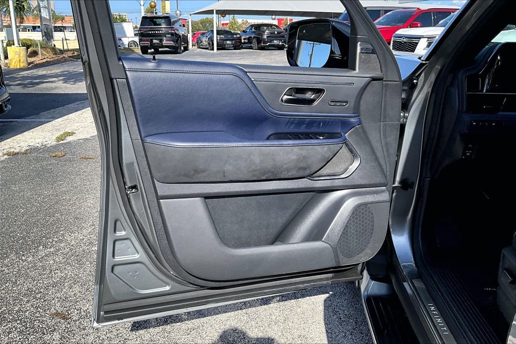 Used 2026 INFINITI QX80 4WD w/ Sport Exterior Package image 22