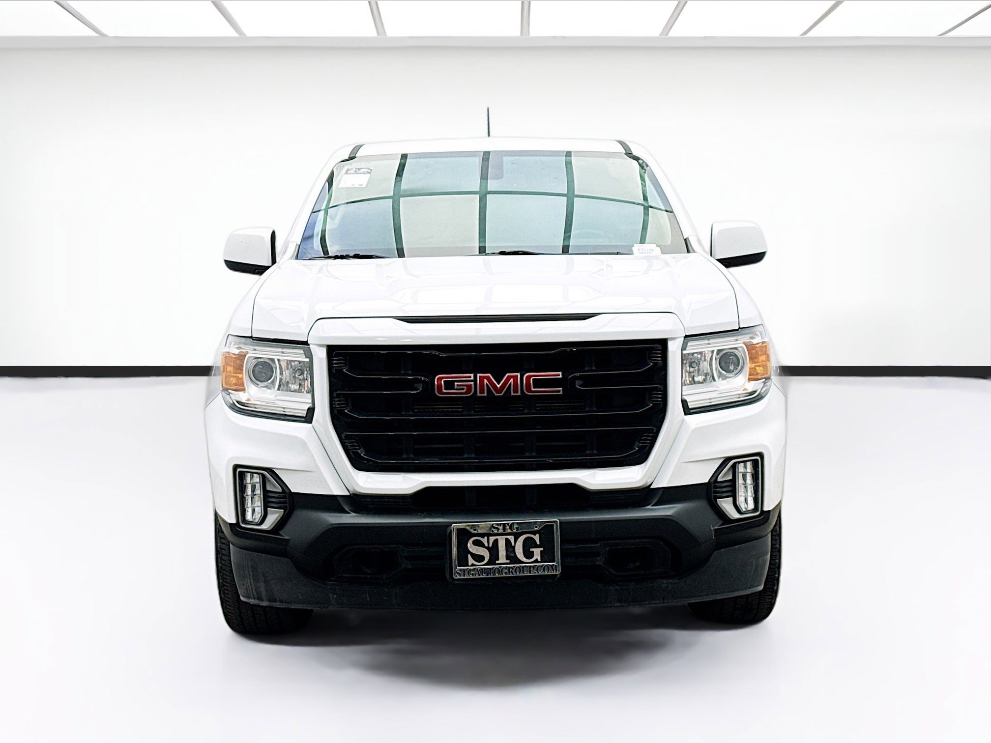 Used 2022 GMC Canyon Elevation w/ Trailering Package image 2