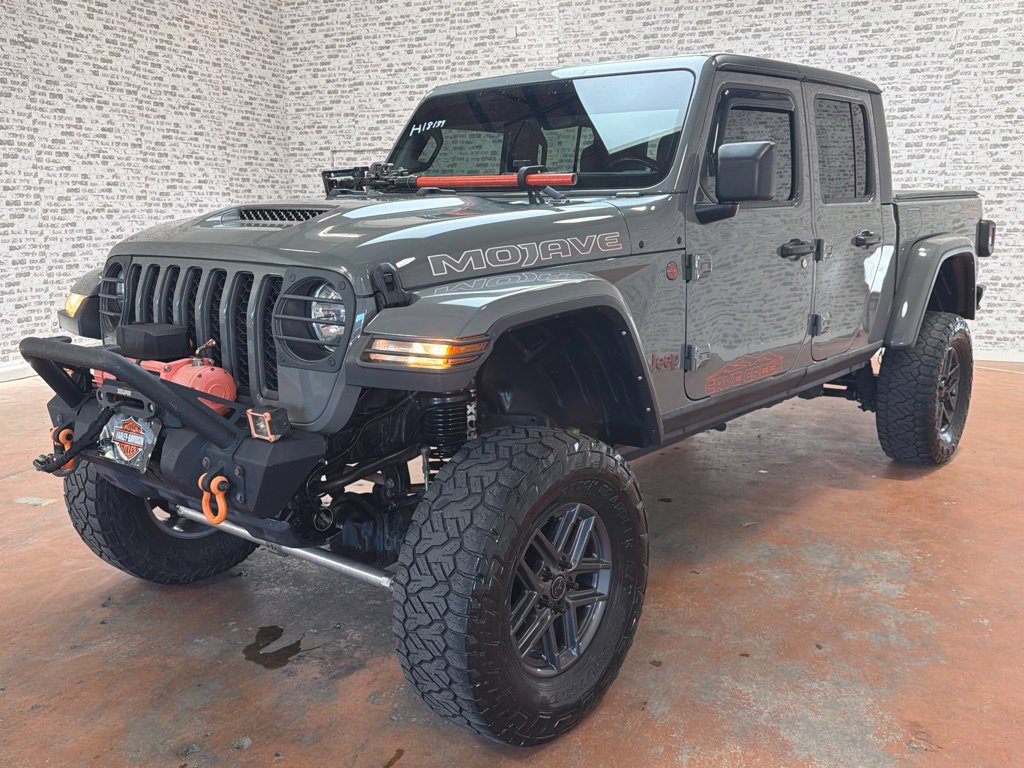 Used 2022 Jeep Gladiator Mojave w/ Trailer Tow Package AWD/4WD image 3