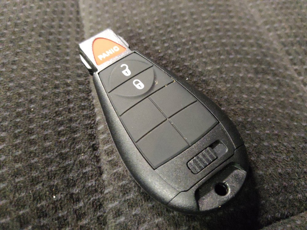 Used 2019 Dodge Grand Caravan SE FWD image 32