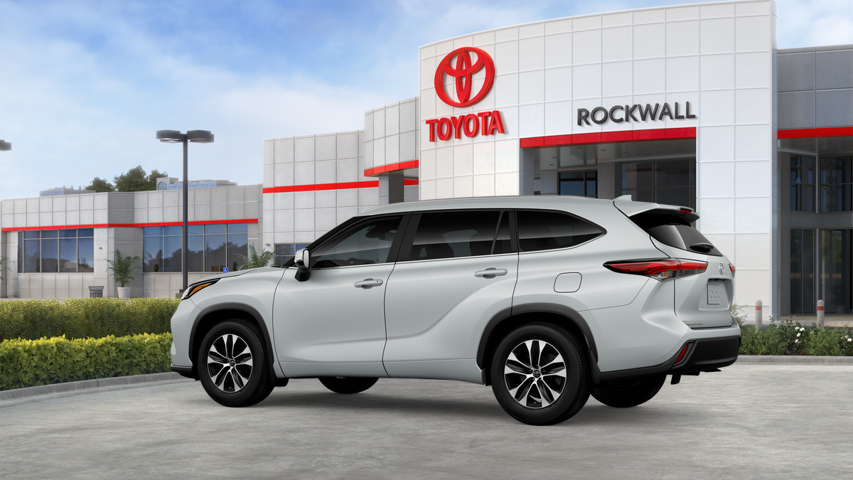 New 2026 Toyota Highlander XLE AWD/4WD image 7
