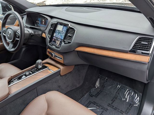Certified 2023 Volvo XC90 T8 Plus image 28