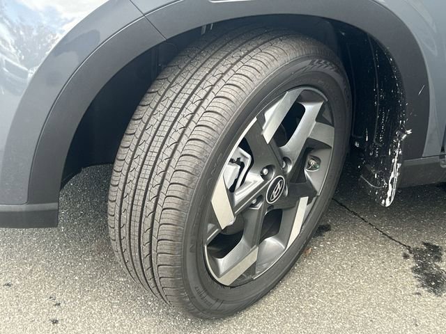 New 2025 Hyundai Venue SEL image 39