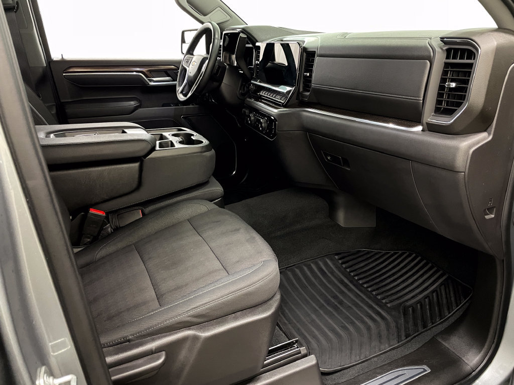 Certified 2025 Chevrolet Silverado 1500 LT AWD/4WD image 37