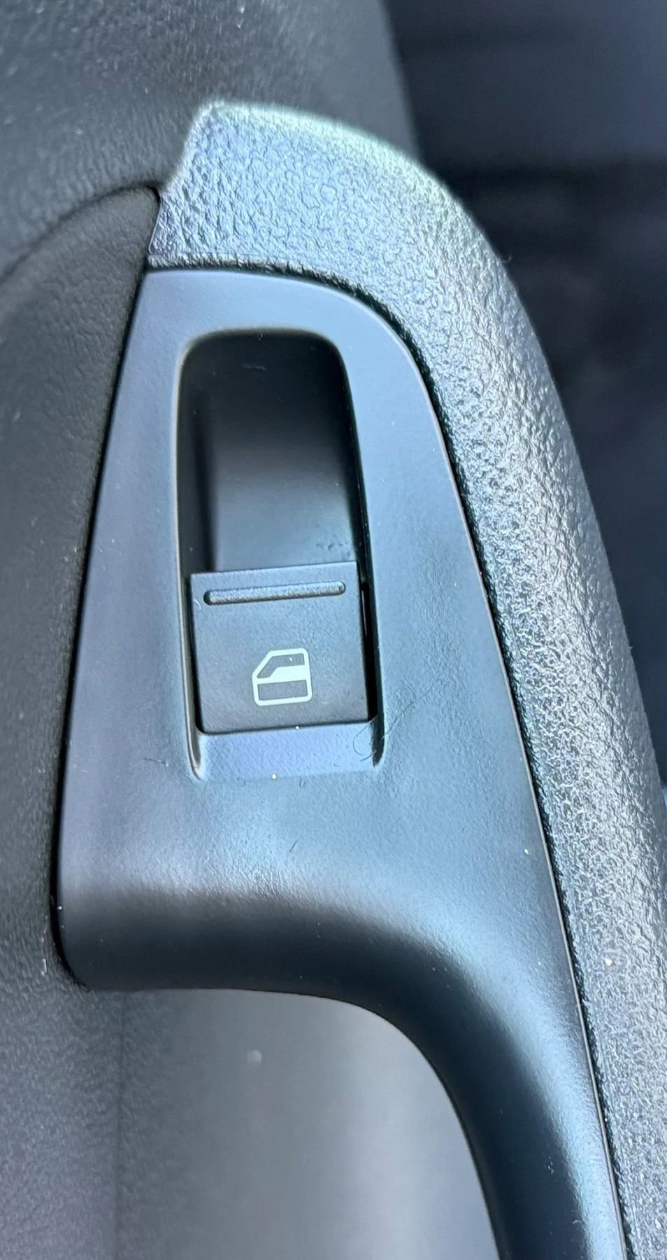 Used 2015 Volkswagen Jetta SE image 26