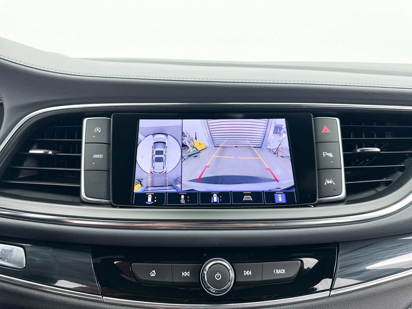 Used 2022 Buick Enclave Premium AWD/4WD image 9
