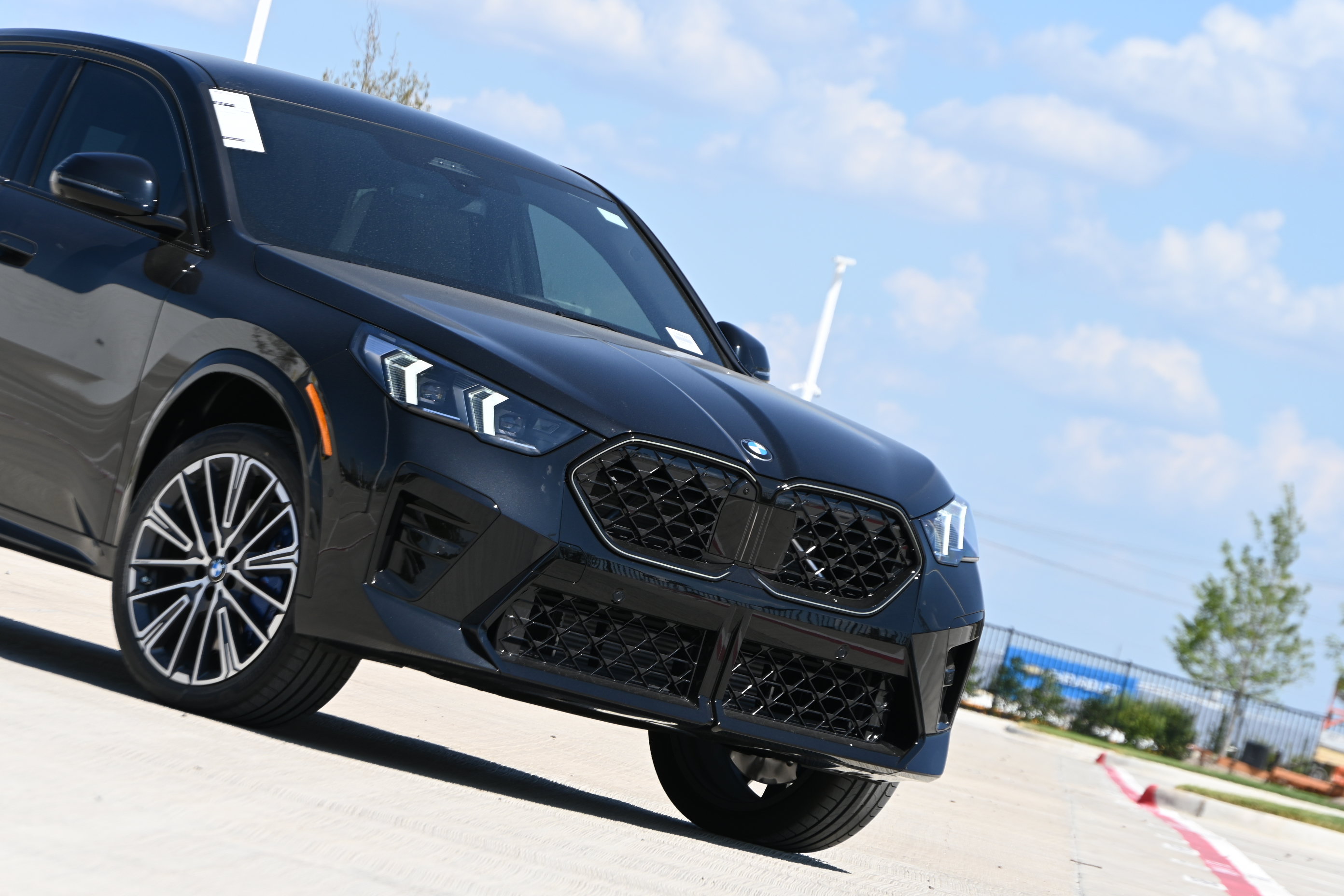 New 2026 BMW X2 xDrive28i w/ Technology Package AWD/4WD image 31
