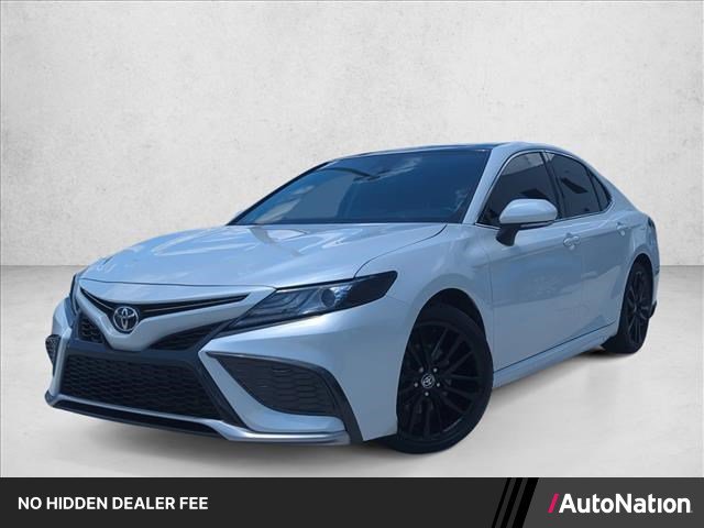 Used 2021 Toyota Camry XSE w/ Navigation Package FWD image 1