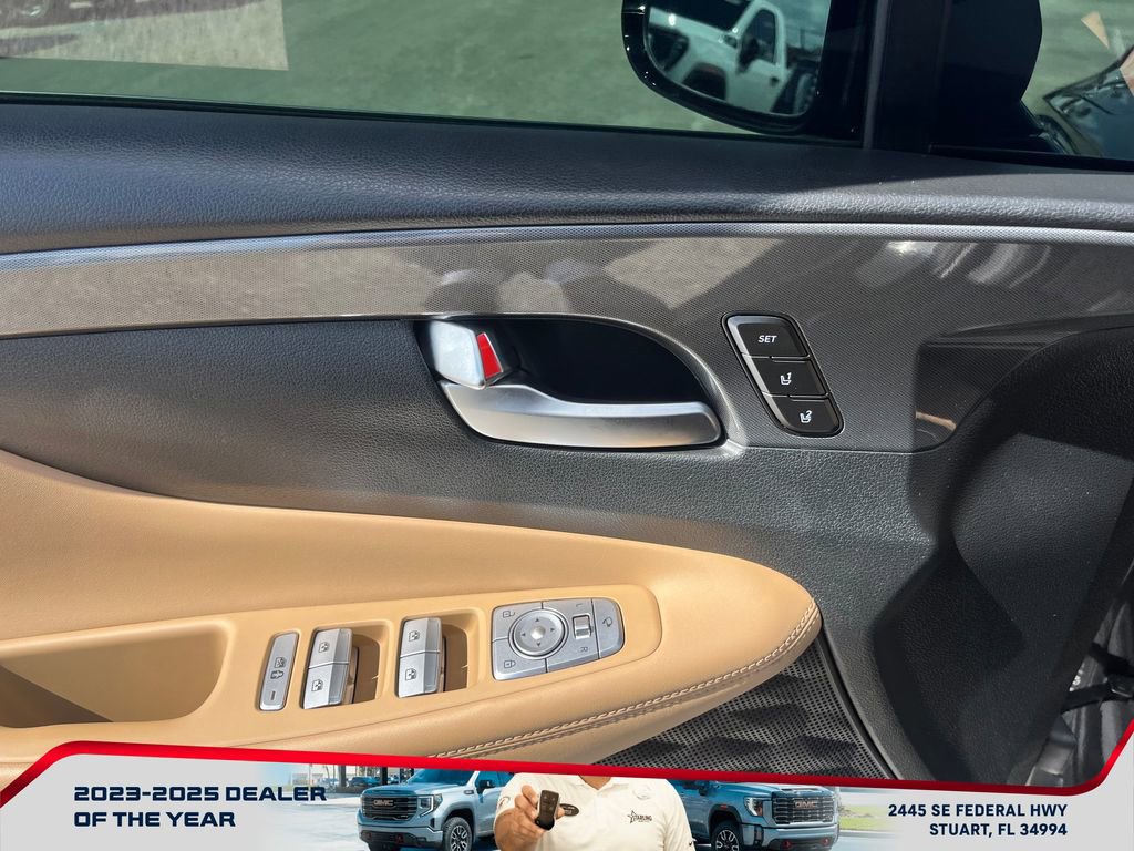 Used 2023 Hyundai Santa Fe Calligraphy image 23