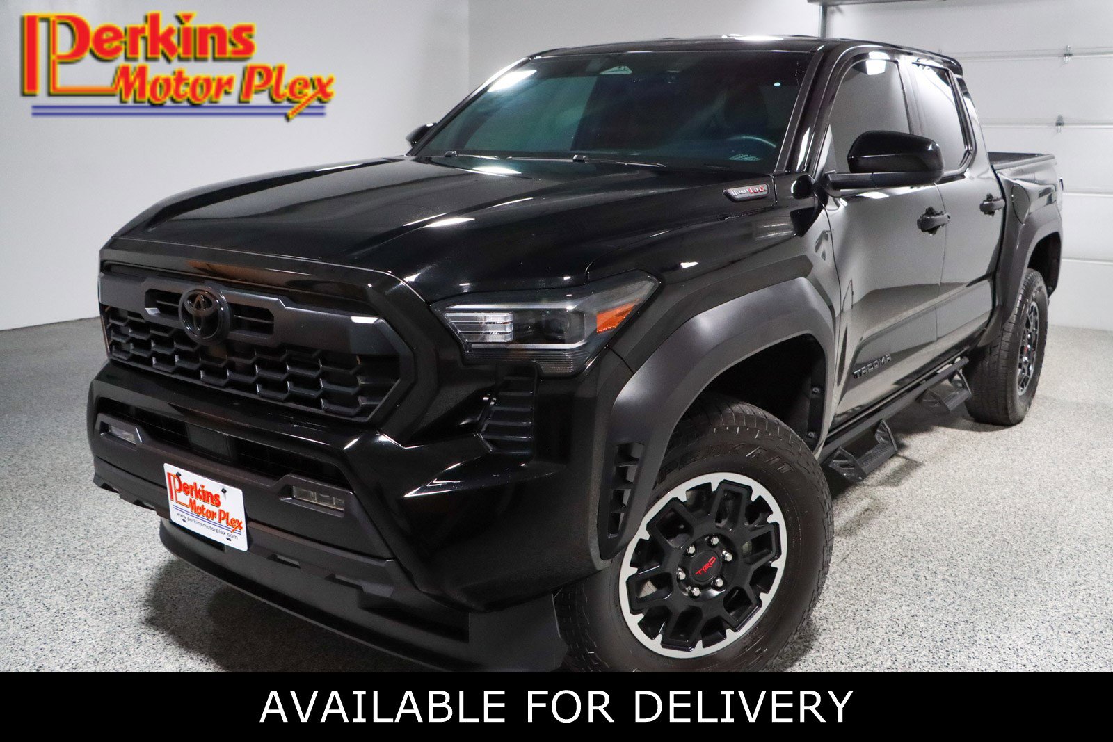 Used 2024 Toyota Tacoma TRD Off-Road AWD/4WD video 1