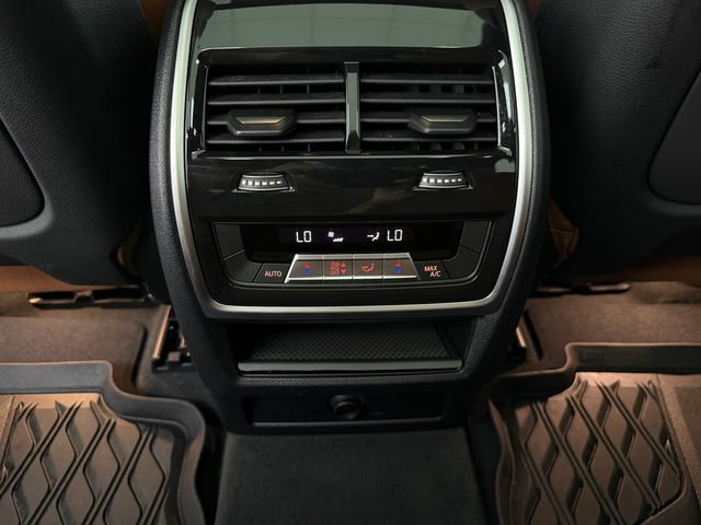 Used 2023 BMW X5 sDrive40i w/ M Sport Package RWD image 31
