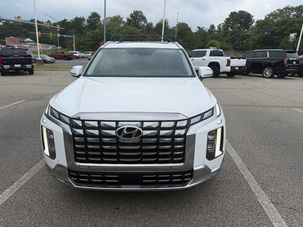 Used 2023 Hyundai Palisade Calligraphy AWD/4WD image 2