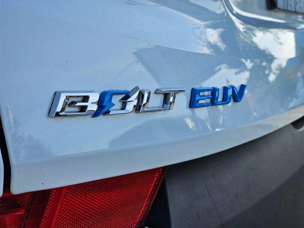 Used 2023 Chevrolet Bolt EUV LT FWD image 10
