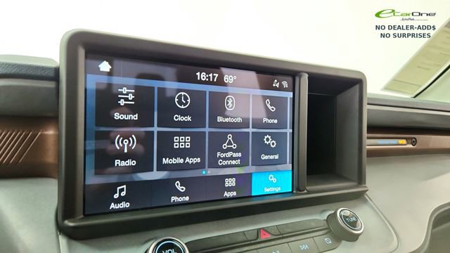 Used 2022 Ford Maverick Lariat image 47