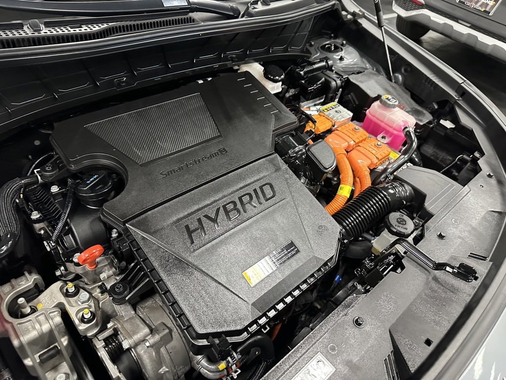 Used 2023 Kia Niro EX Touring image 32