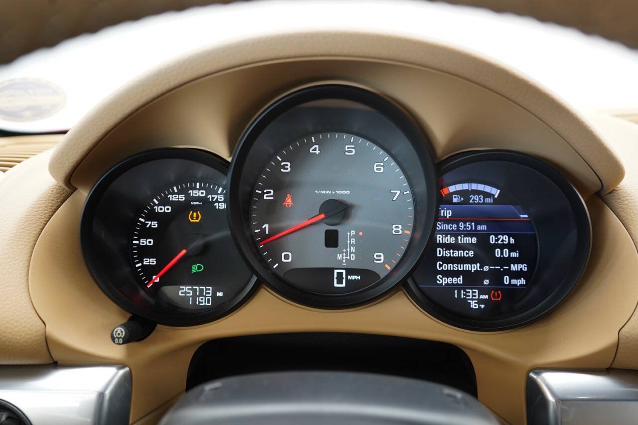 Used 2015 Porsche Boxster S RWD image 91
