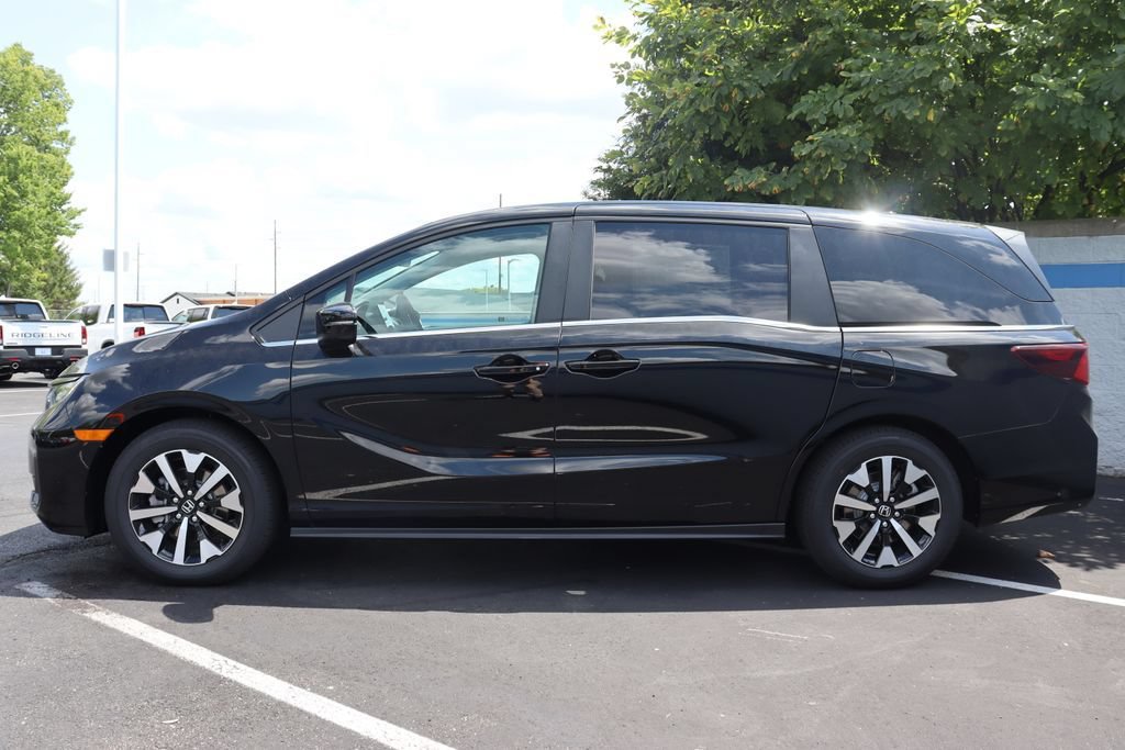 Used 2026 Honda Odyssey EX-L image 2